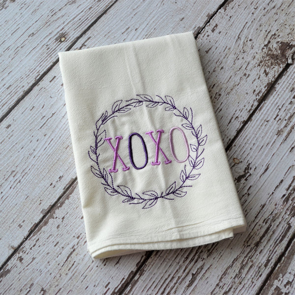 XOXO laurel Floursack Towel - Valentine's Day