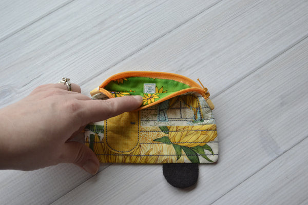 Camper Coin Purse - C15