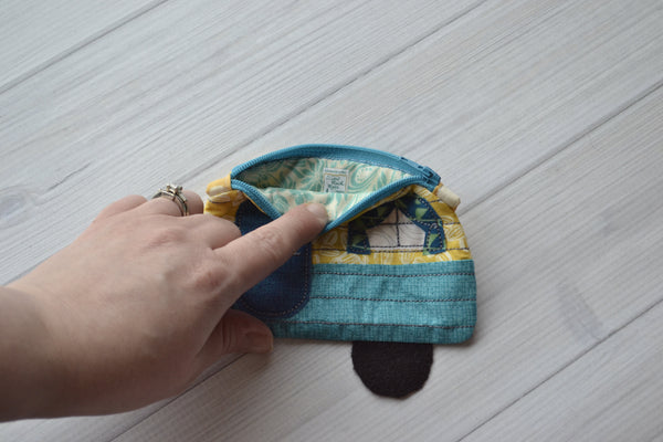Camper Coin Purse - C36