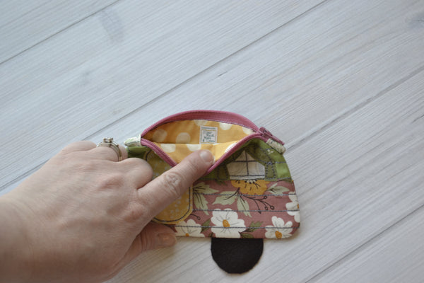 Camper Coin Purse - C69