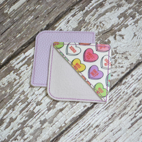 NEW! Corner Bookmark - Valentine's Day (Heart)