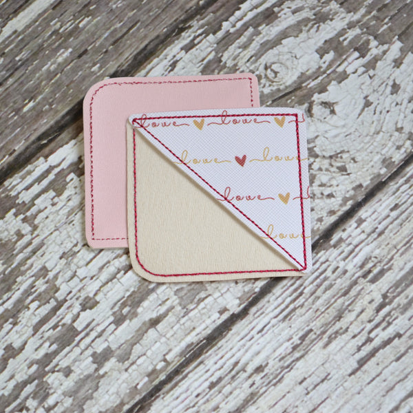 NEW! Corner Bookmark - Valentine's Day (Heart)